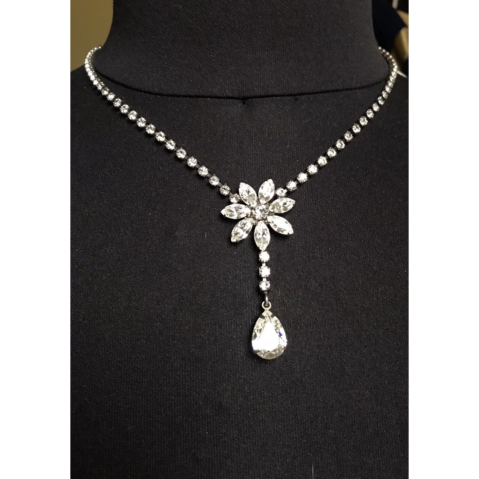 Dannijo Oxidized Silver Swarovski Crystal Necklace Nwt Deadstock 129$